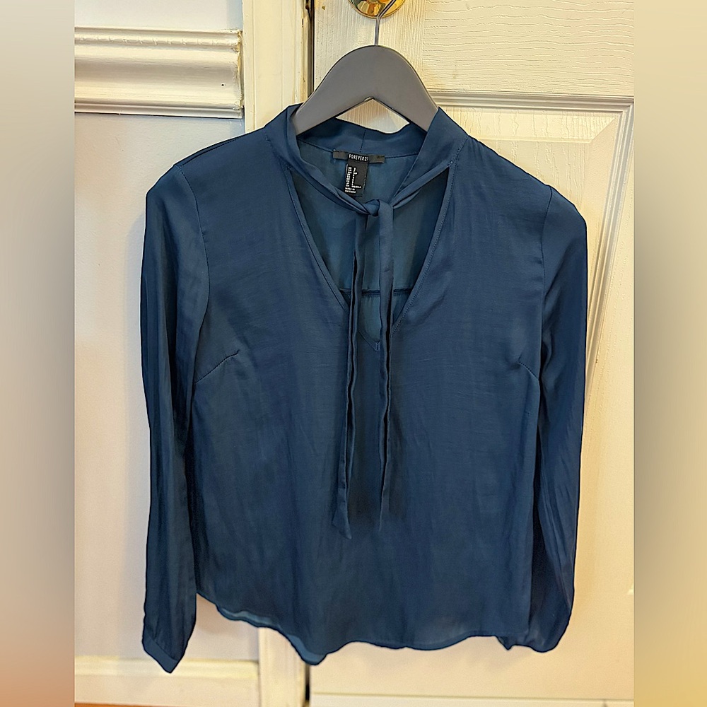 Forever 21 blouse